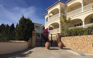 Property slide 24