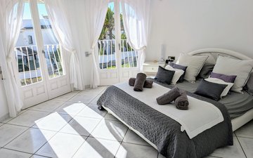 Property slide 39