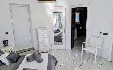 Property slide 40