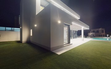 Property slide 19