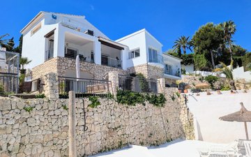 Property slide 30