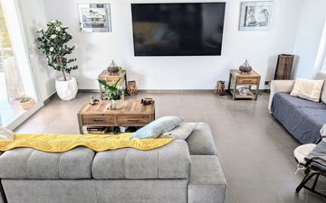 Property slide 8