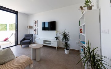 Property slide 14