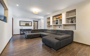 Property slide 22