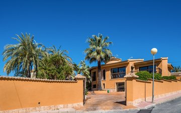 Property slide 39