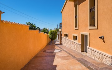 Property slide 37