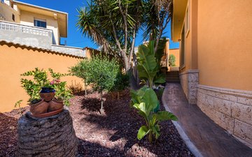 Property slide 34
