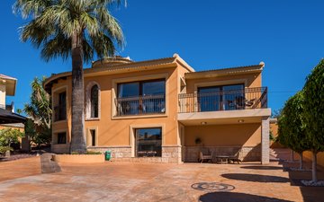 Property slide 33