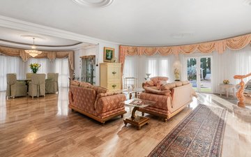Property slide 7
