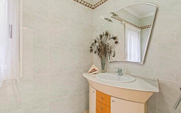 Property slide 42
