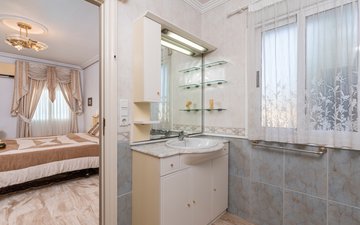 Property slide 36