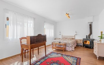 Property slide 14