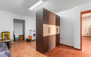 Property slide 33