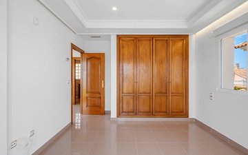 Property slide 22