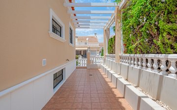 Property slide 37