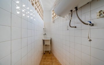 Property slide 19