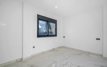 Property slide 22