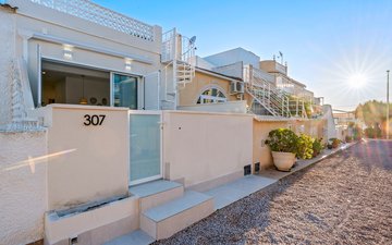 Eigenschaftsfolie 24