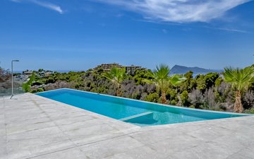 Property slide 24
