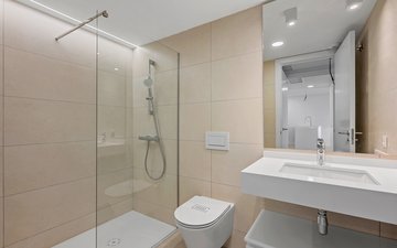 Property slide 16