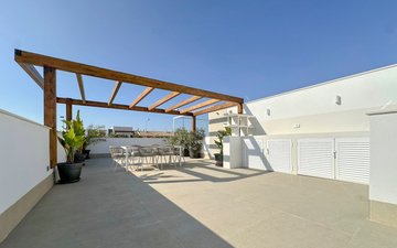 Property slide 17