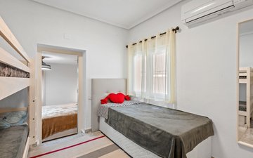 Property slide 25