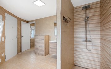 Property slide 30