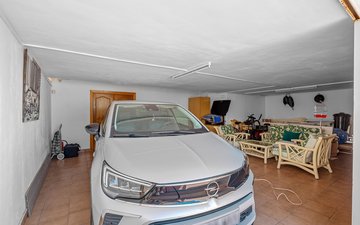 Property slide 21