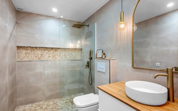 Property slide 22
