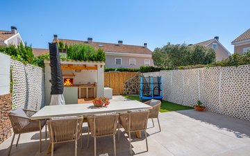Property slide 46
