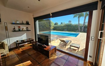 Property slide 18