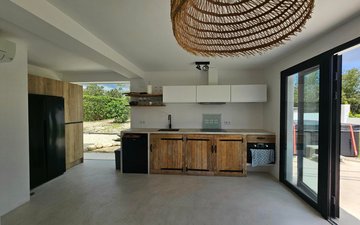 Property slide 28