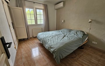 Property slide 11