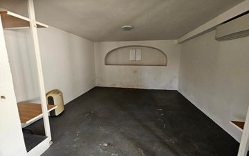 Property slide 16