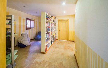 Property slide 17