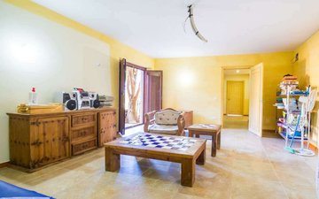 Property slide 18
