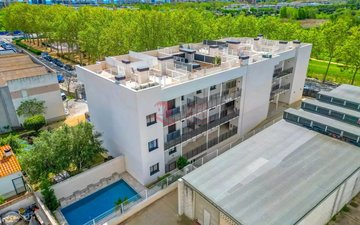 Property slide 21