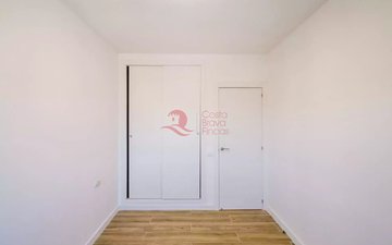 Property slide 22