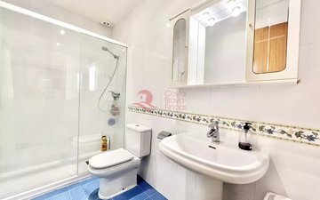 Property slide 33