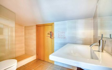 Property slide 24