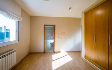 Property slide 29