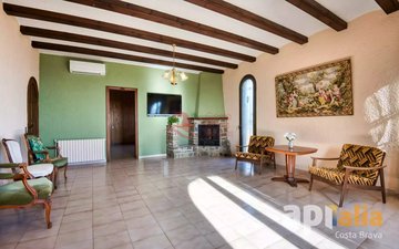 Property slide 34