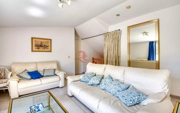 Property slide 21