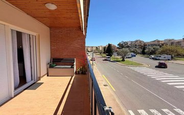 Property slide 25
