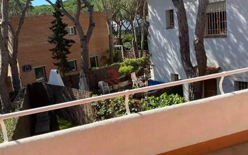 Property slide 21