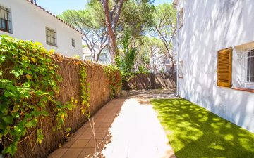 Property slide 12