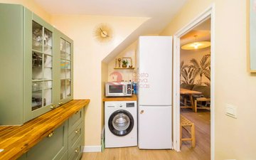 Property slide 19