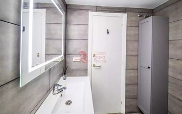Property slide 19