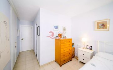 Property slide 25