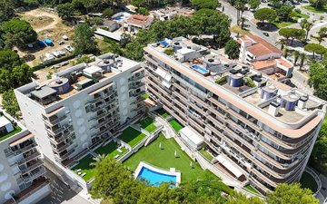 Property slide 32